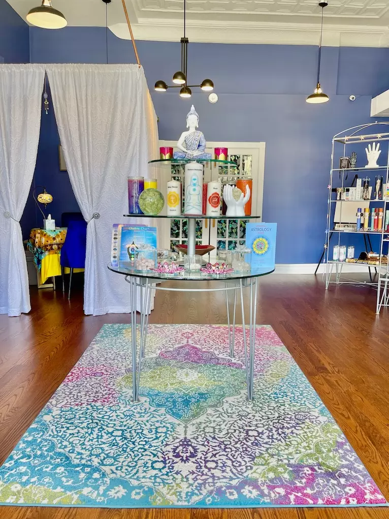 Interior of Astrology By Carol - Chicago Psychic